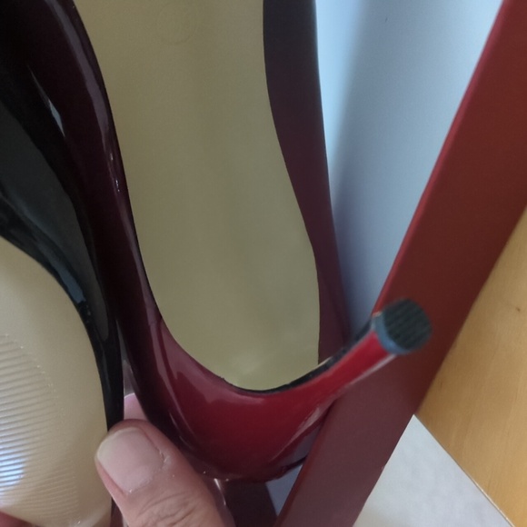 Hombre Red And Black Stiletto 4 Inch Heels Size 10.5 - Picture 9 of 9
